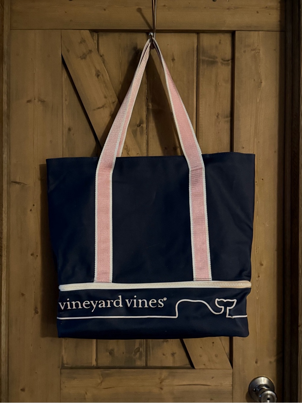 Vineyard Vines for Target
Whale Line Beach Picnic Bag large Tote navy Blue pink